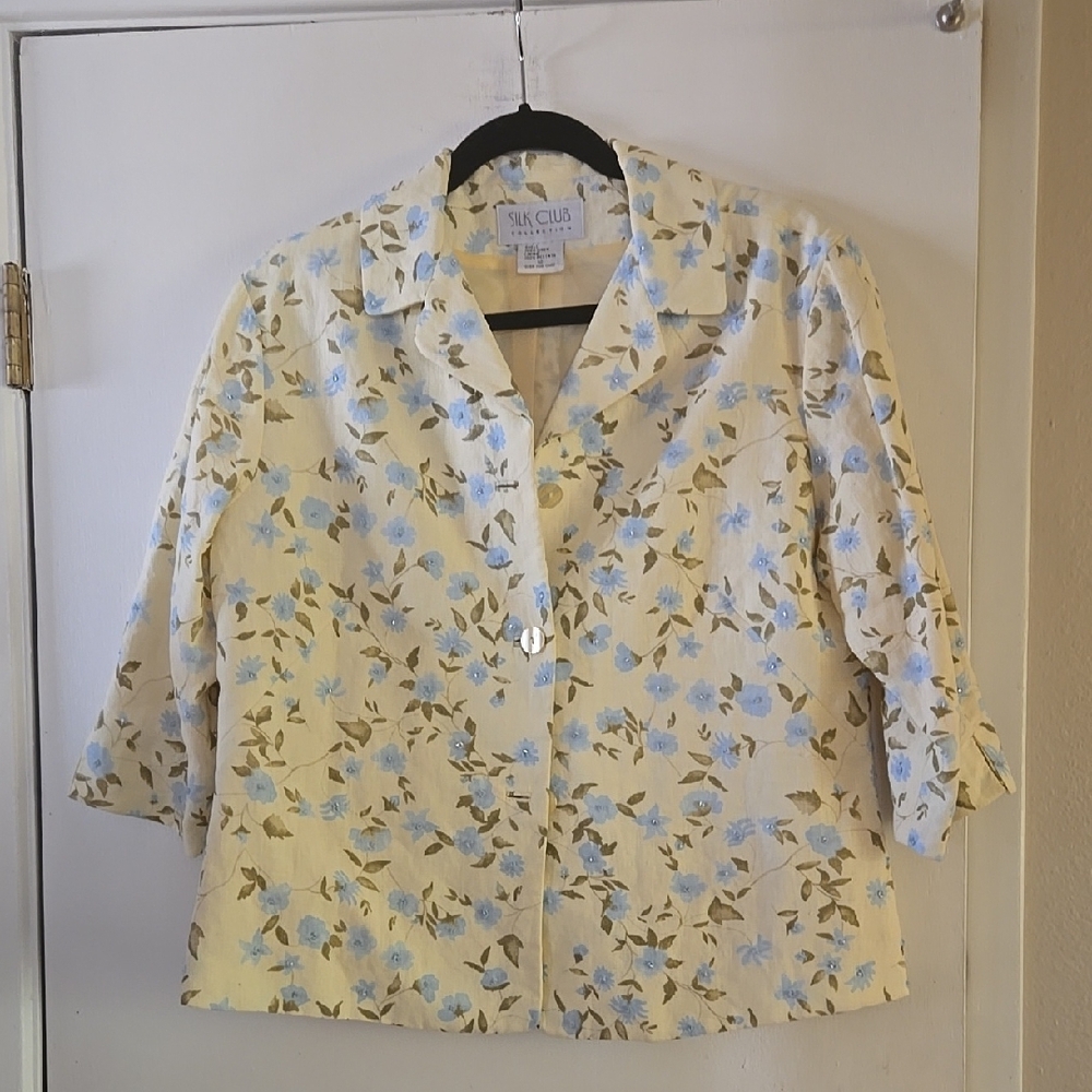 Linen Cream and Blue Floral Blazer with Three-Quarter Sleeves